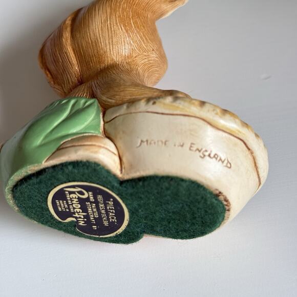 PENDELFIN HAND PAINTED STONECRAFT - PIEFACE - MADE IN ENGLAND 4" - Picture 8 of 8